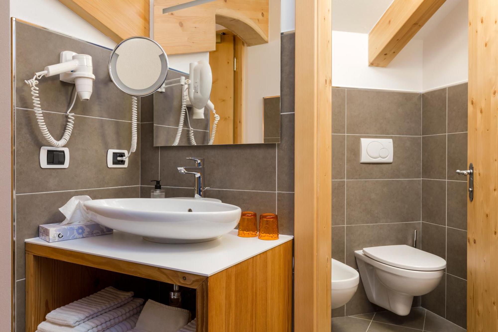 קאנזיי Wellness Hotel Lupo Bianco מראה חיצוני תמונה