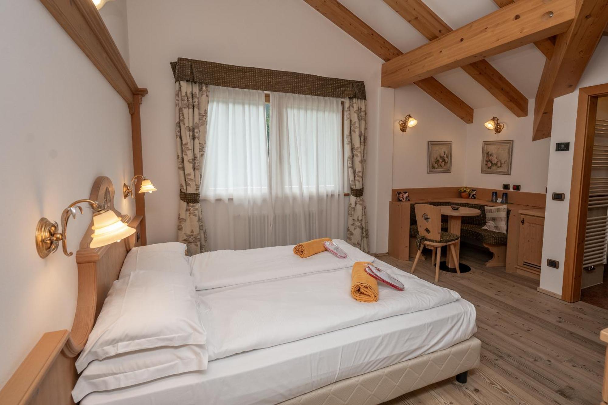 קאנזיי Wellness Hotel Lupo Bianco מראה חיצוני תמונה